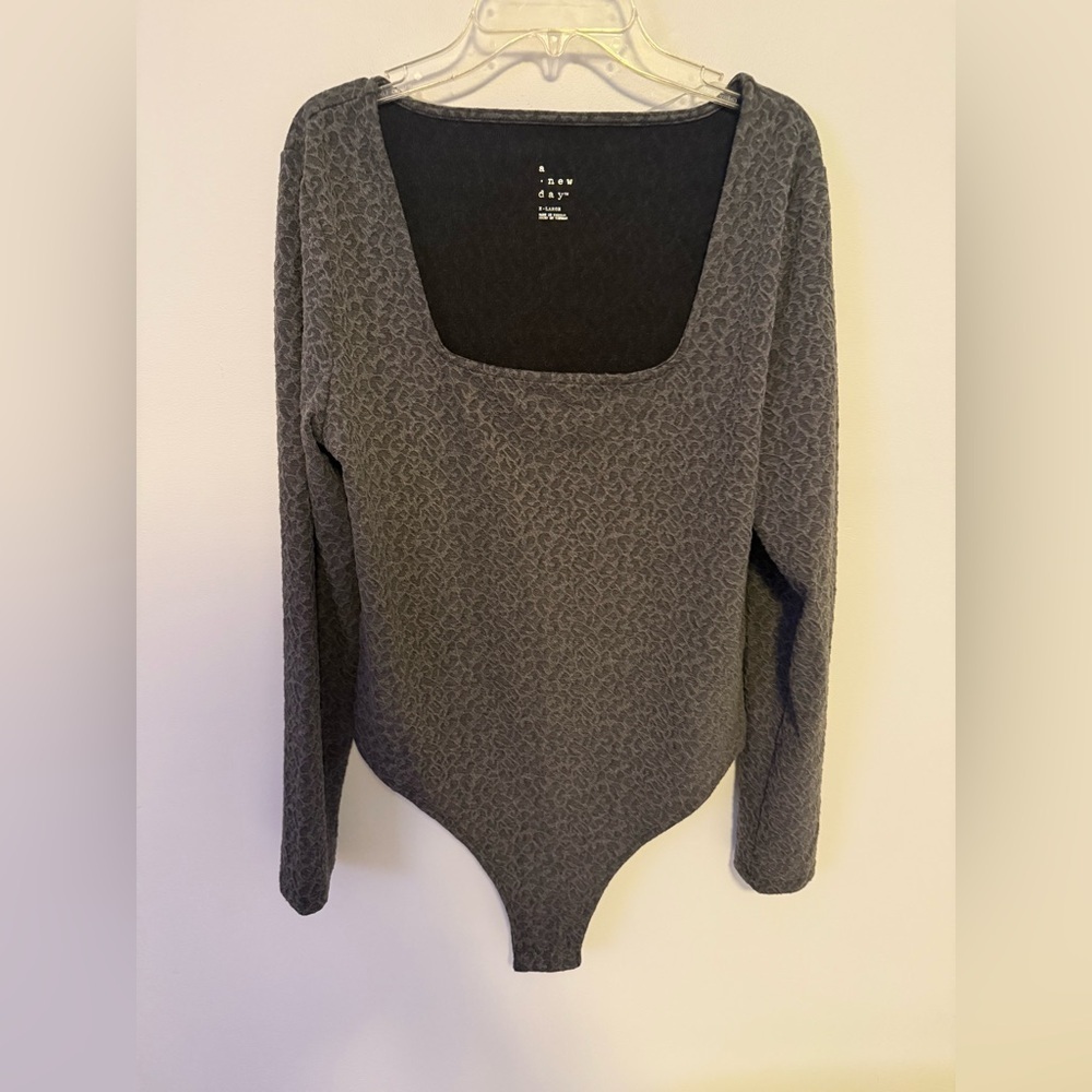🎉2/$15 A New Day Charcoal Leopard Bodysuit